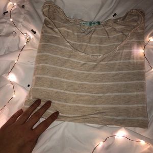 Loose fitted, striped tee